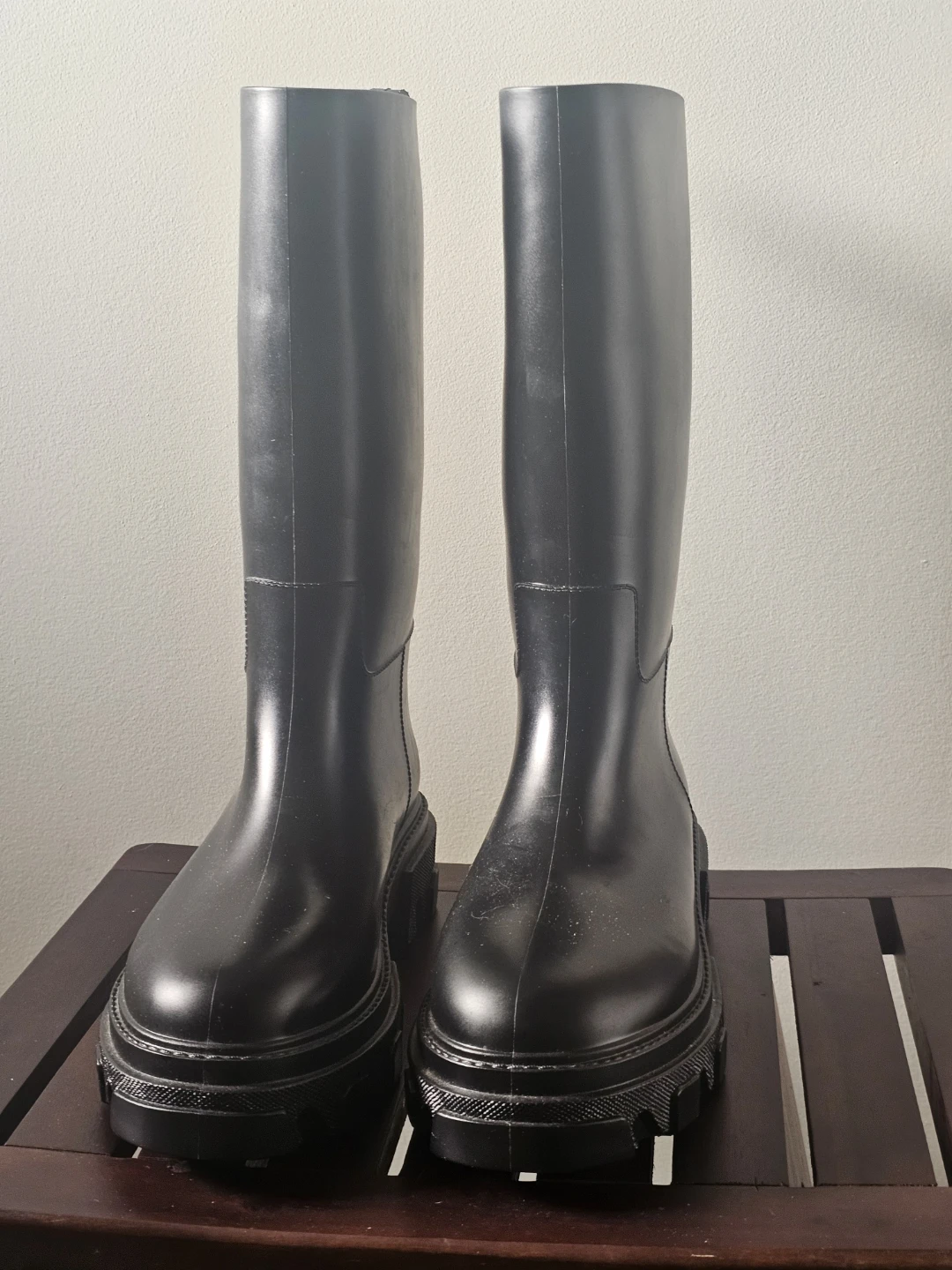 Black knee-high boots - photo 2