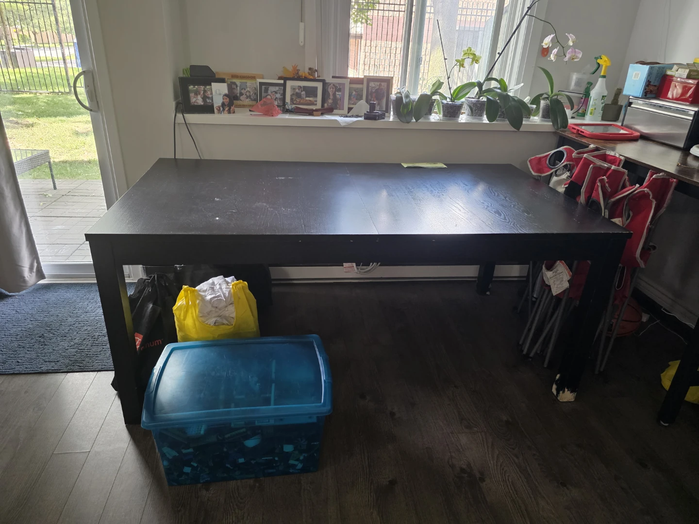 Free Black Dining with two extensions no chairs