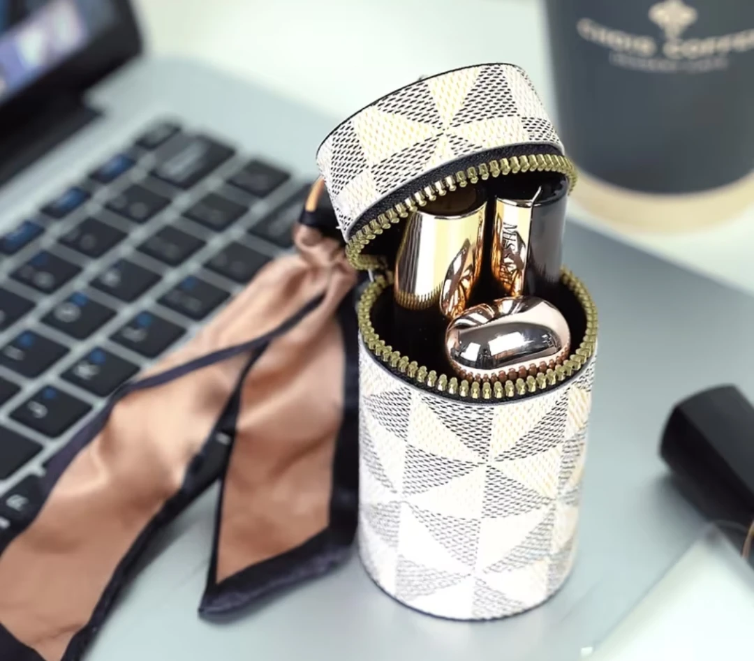 Coin Purse/Lipstick holder with Scarf Ribbon - photo 3