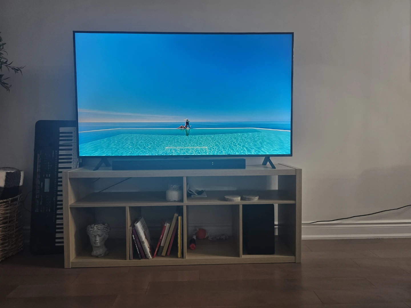 LG smart TV + sounds system
