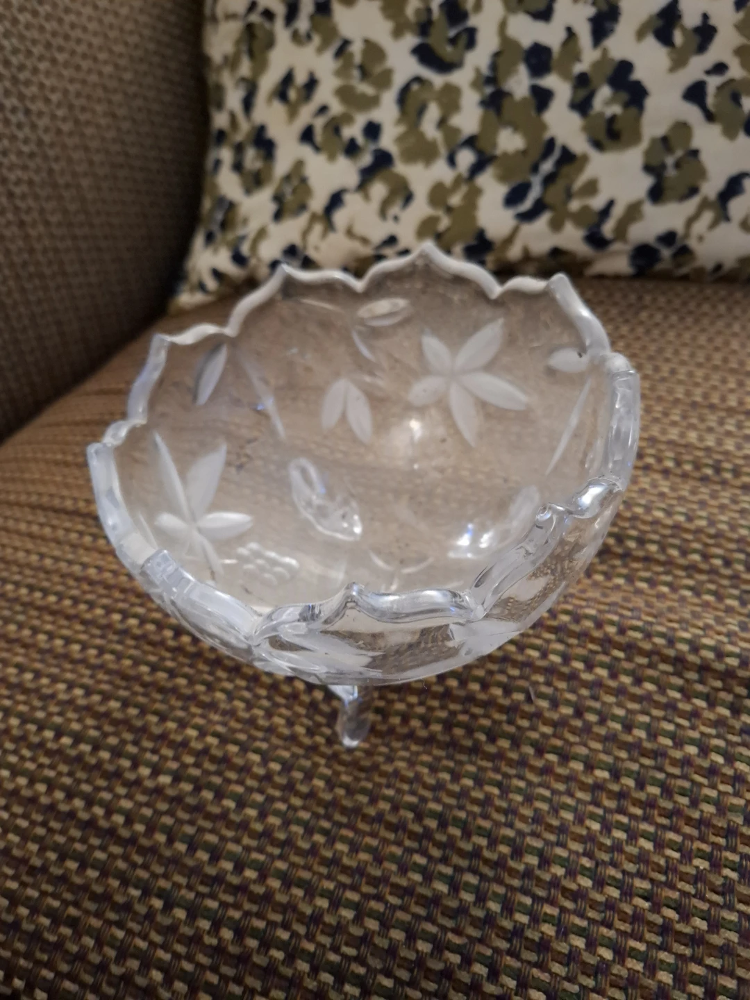 Candy dish