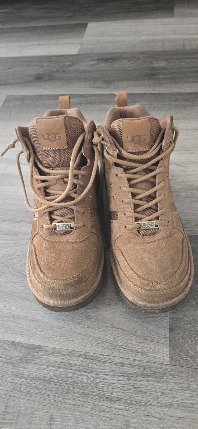 UGG Mid Top Boots - Brown Suede