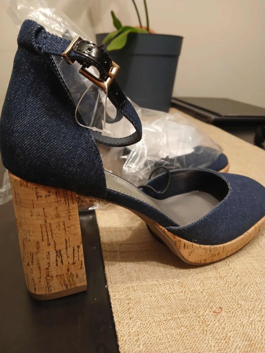 Brand new Worthington denim cork block heels size 7.5 - photo 4