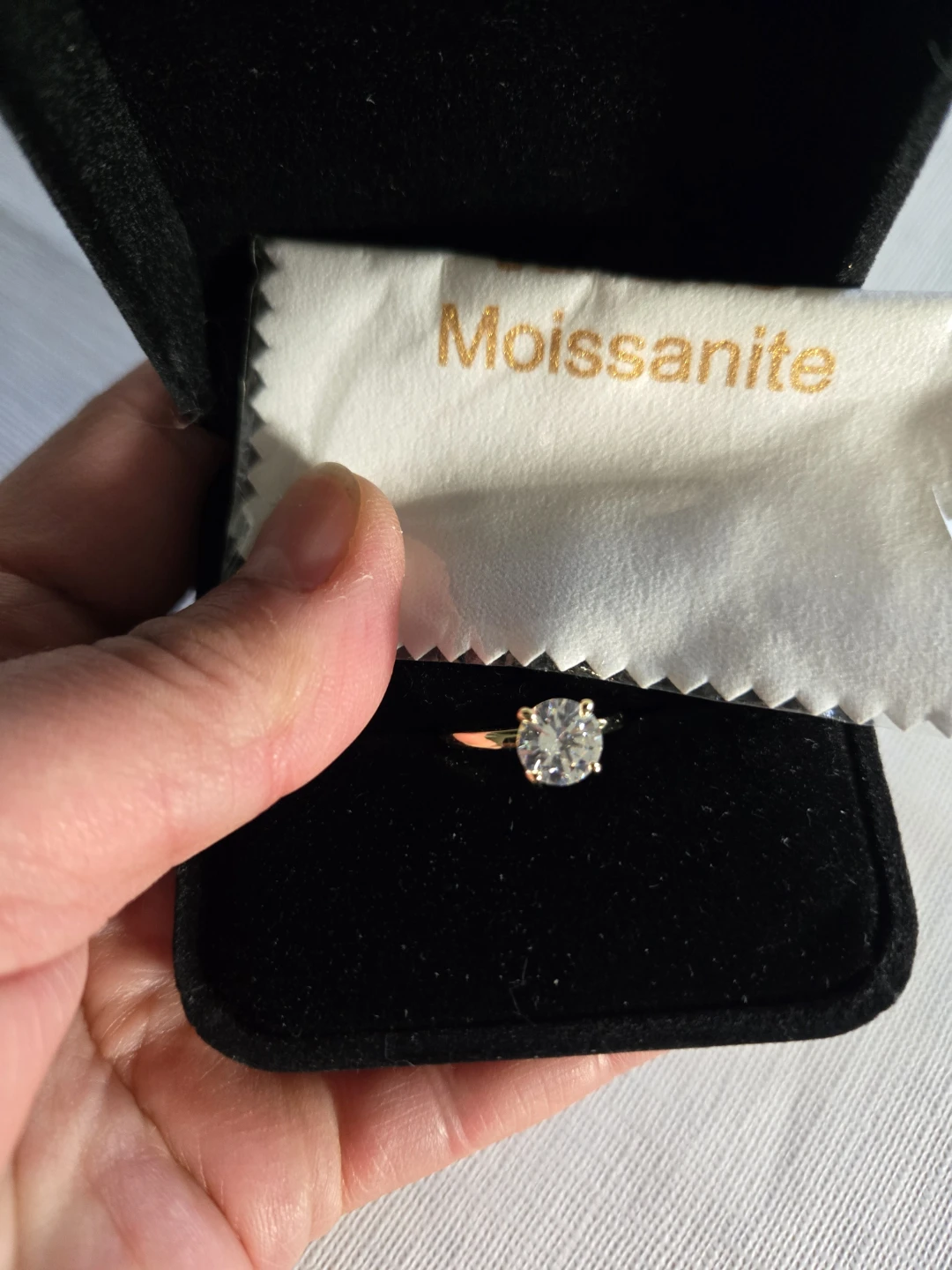 Moissanite Engagement Ring 2 carat