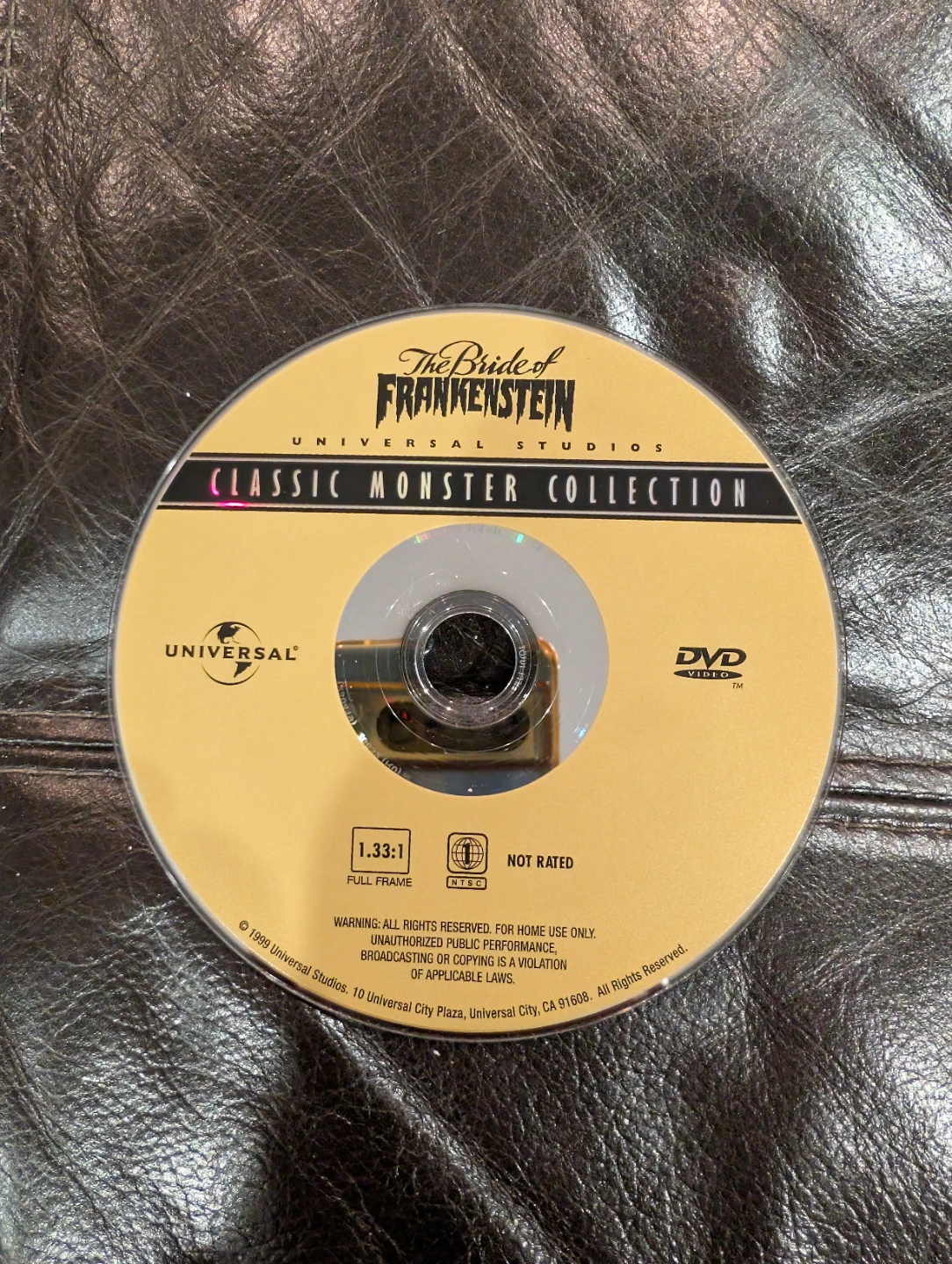 26 DVD Universal Studios Classic Monster Collection DVDs - photo 4