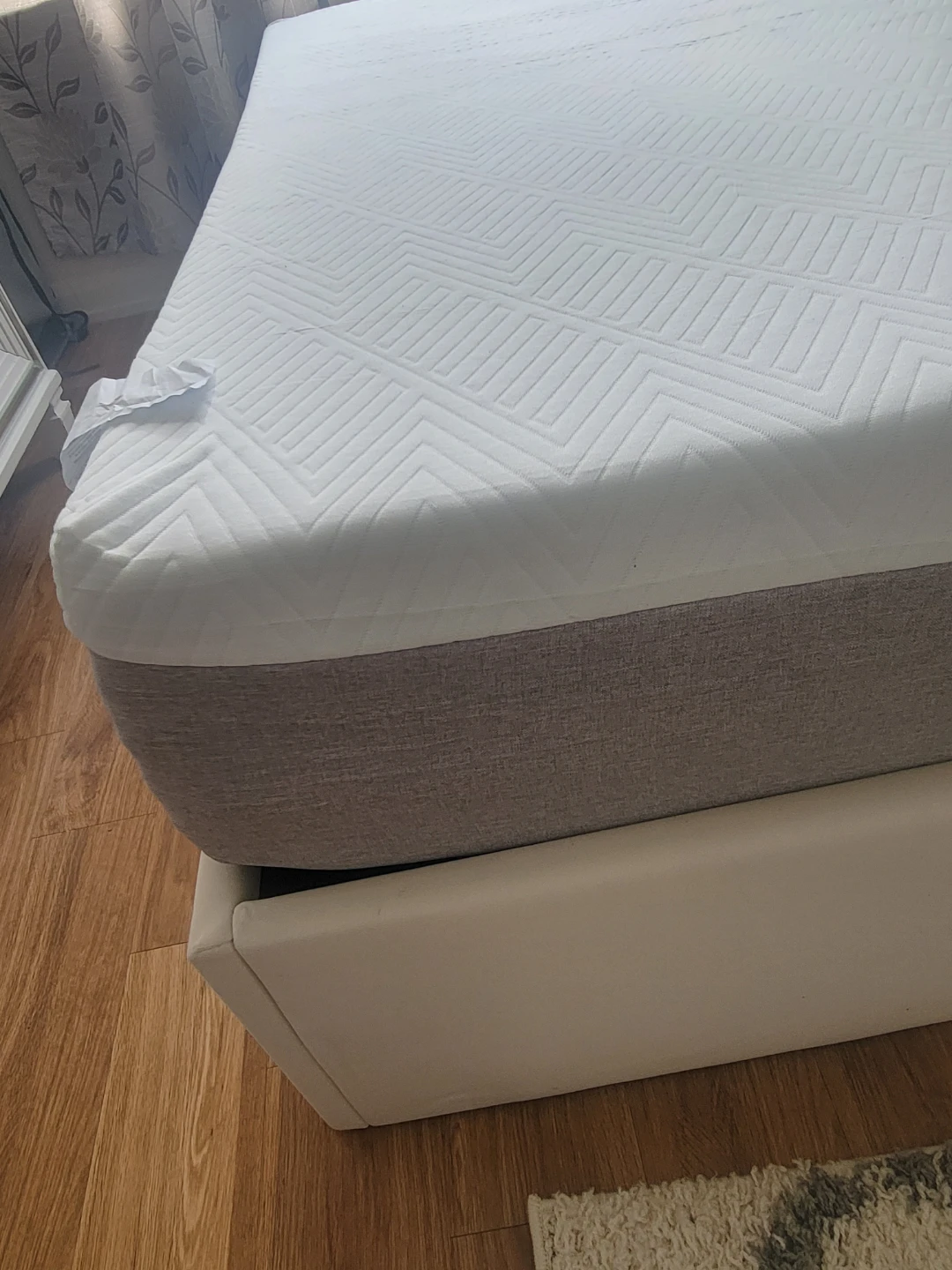 BRAND NEW QUEEN MATTRESS WITH FREE BOX SPRING!! - photo 2