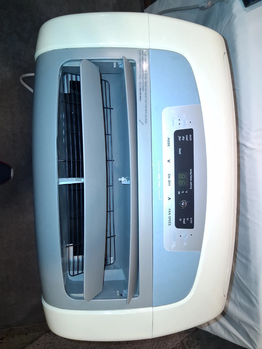 Frigidaire Portable Air Conditioner / Heater - photo 4