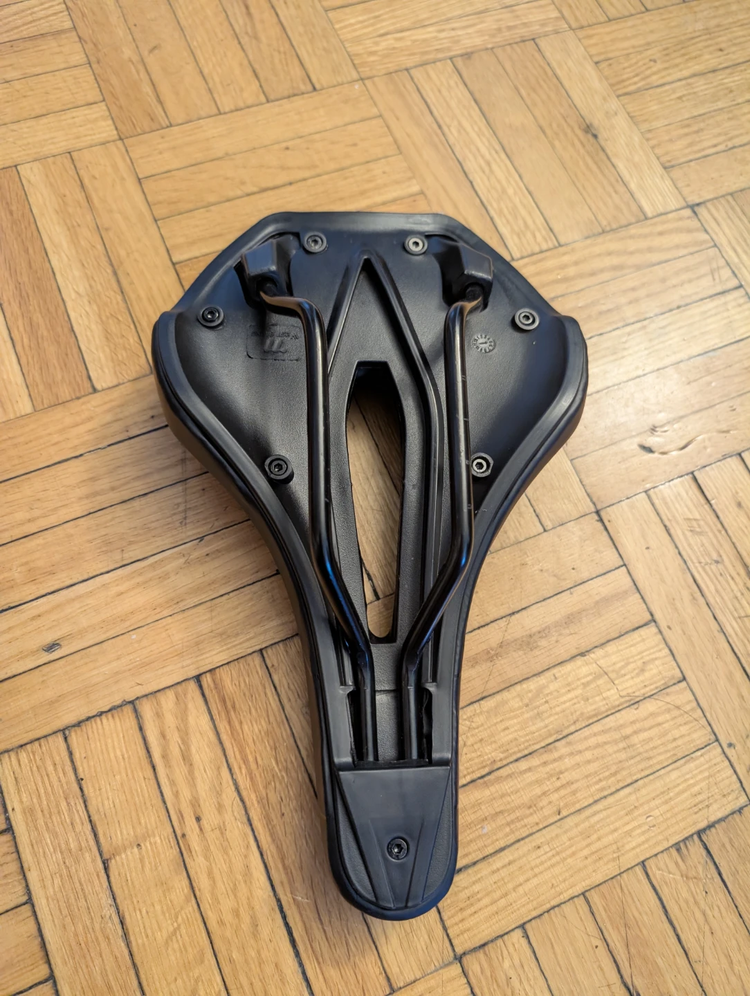 WB Bicycle Saddle - photo 2