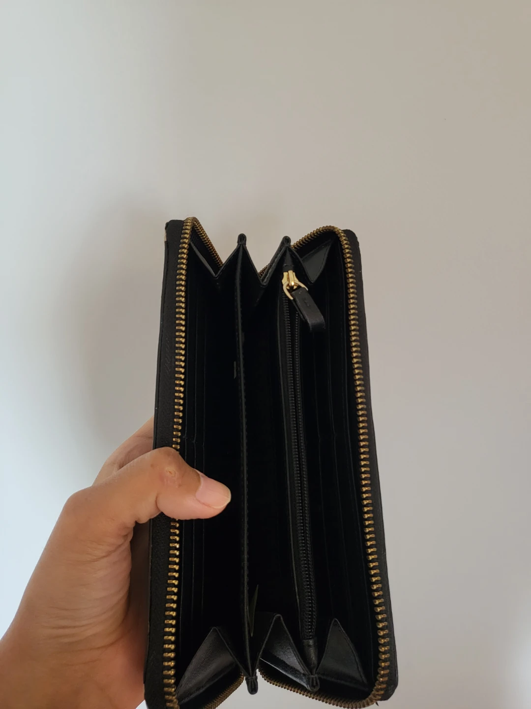 Kate Spade Striped Zip Around Wallet - photo 4