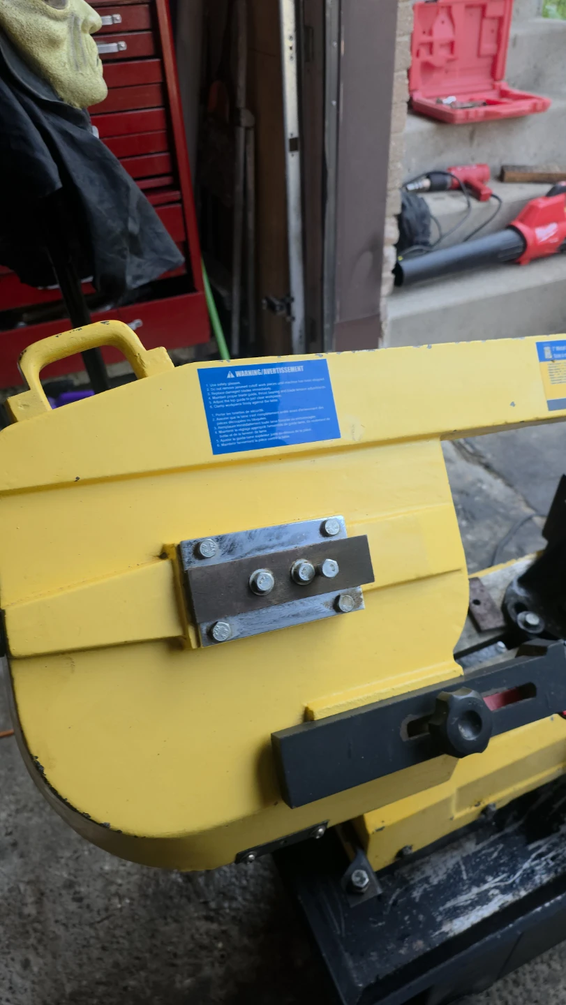 Yellow Metal Bandsaw - photo 3