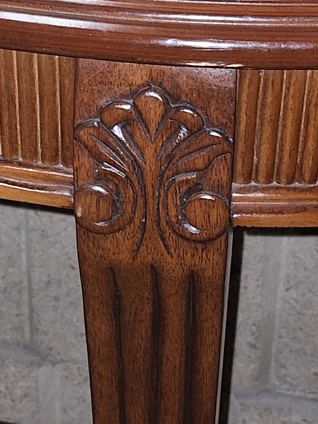 Solid Wood Table Cherry Finish - photo 4
