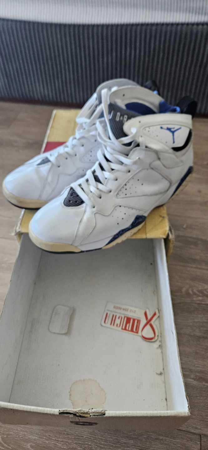 Used Jordans - photo 3