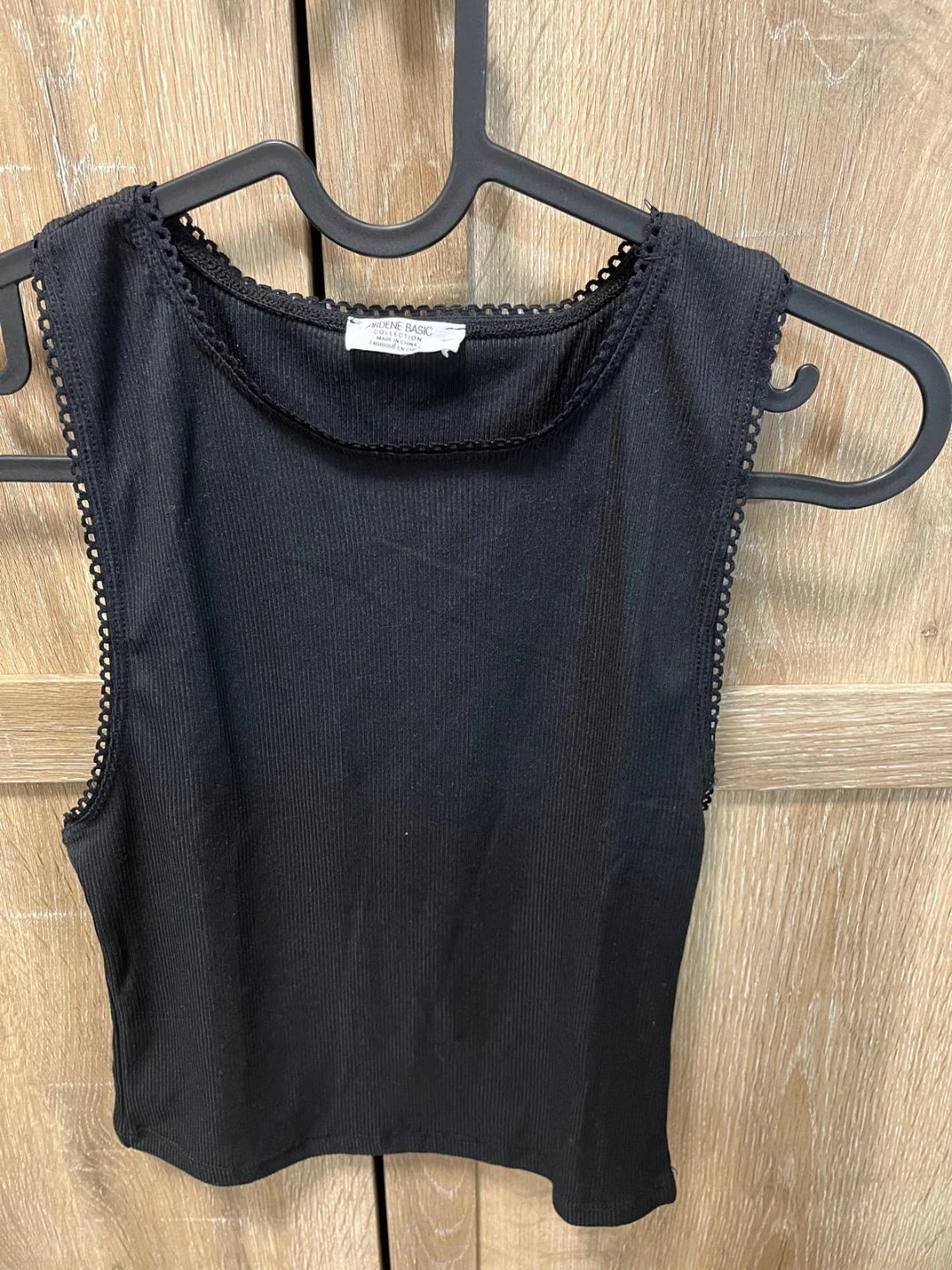 Bundle 2 tops