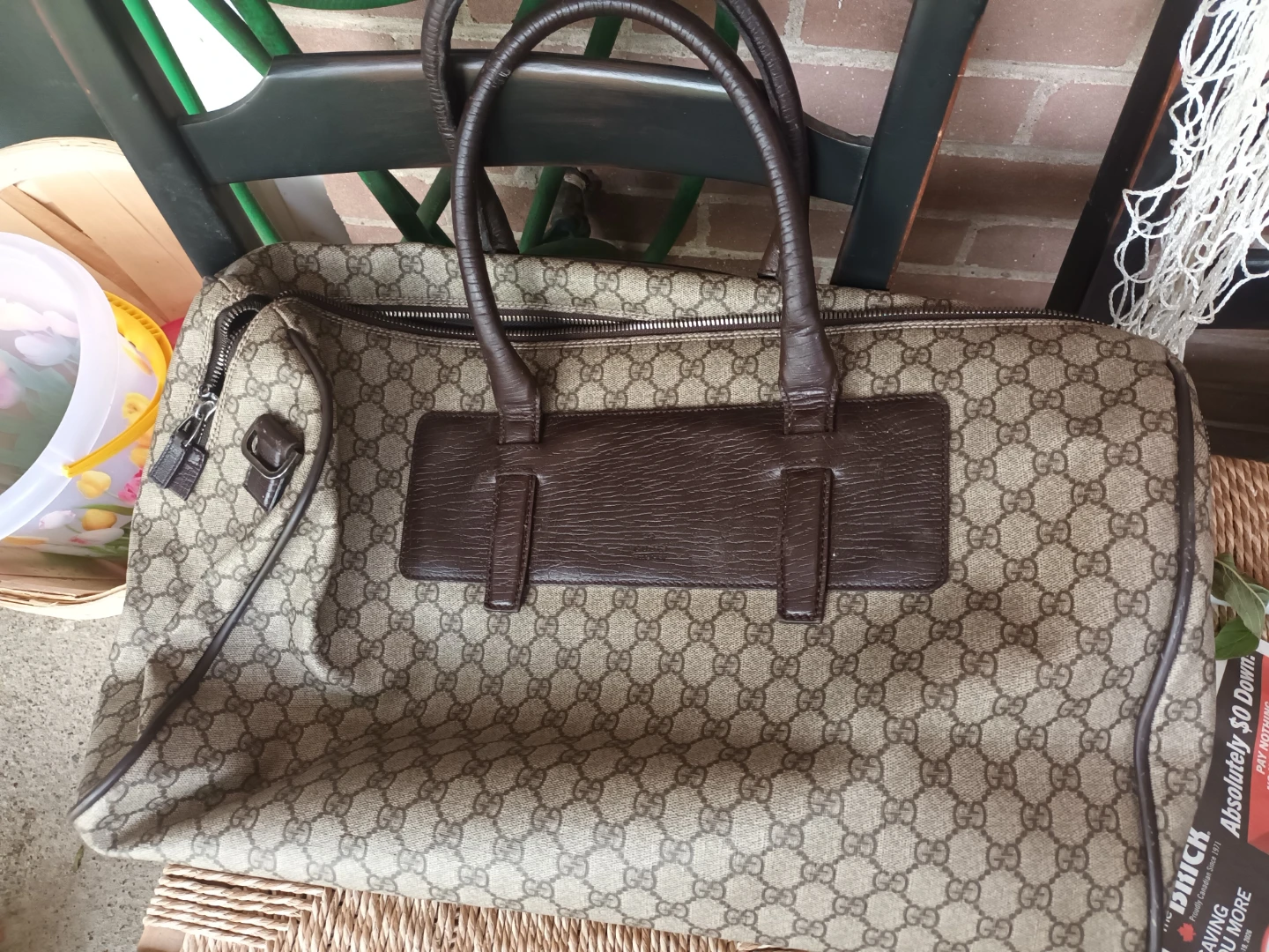 Gucci GG Supreme Monogram Weekend Bag