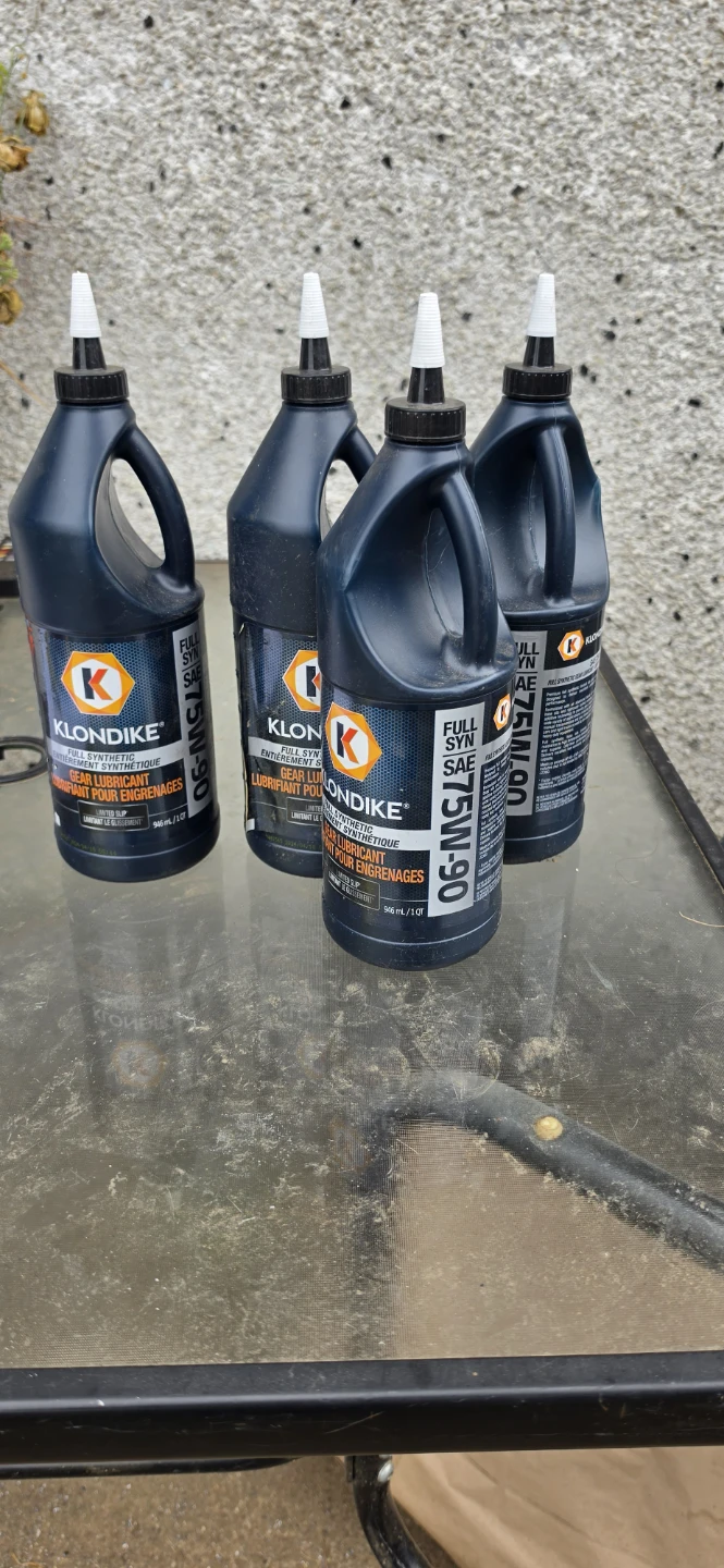4 × KLONDIKE Full Synthetic 75W-90 Gear Lubricant