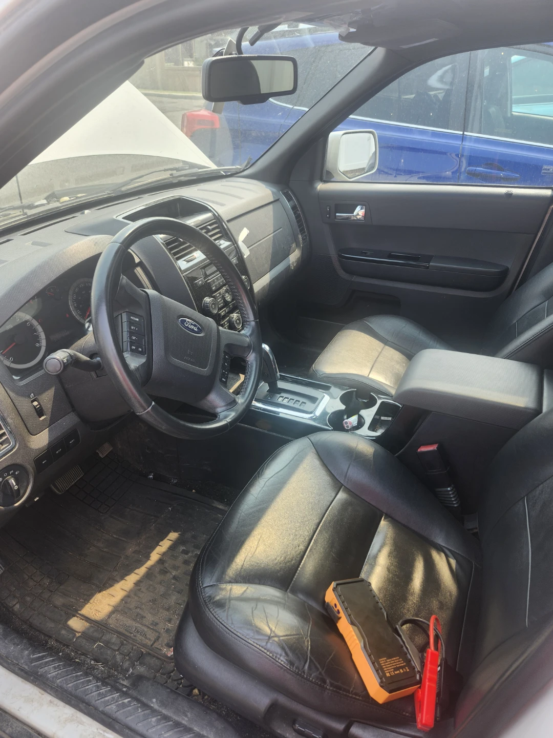 2008 escape