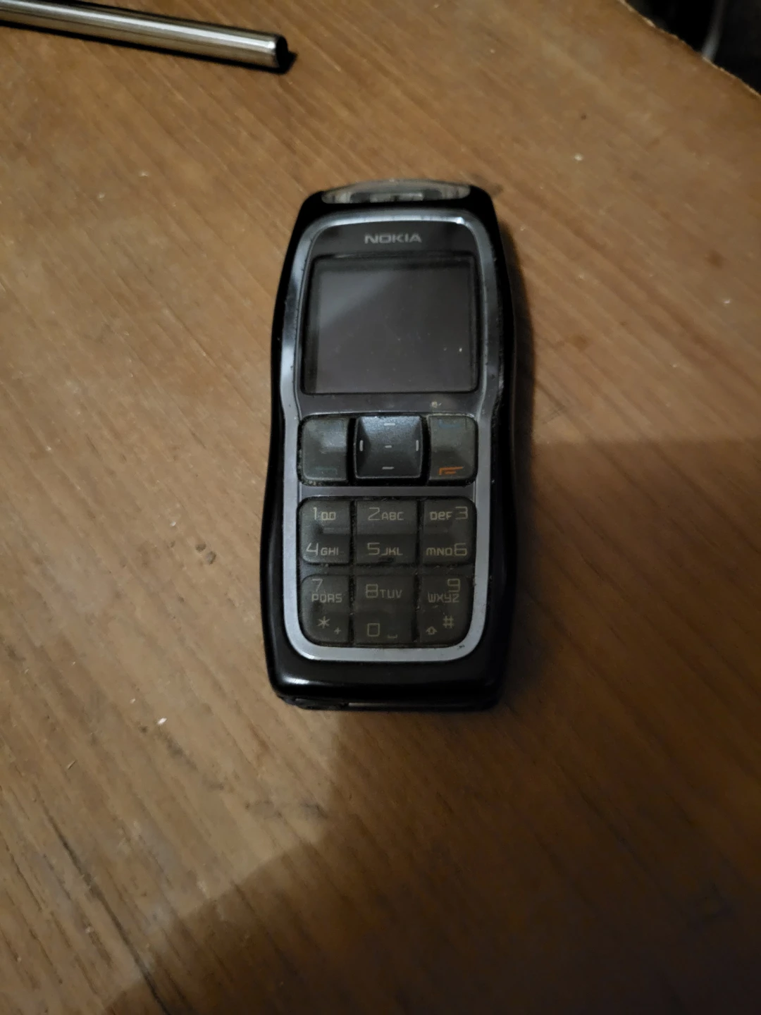 Vintage Nokia 1680 Classic Cell Phone