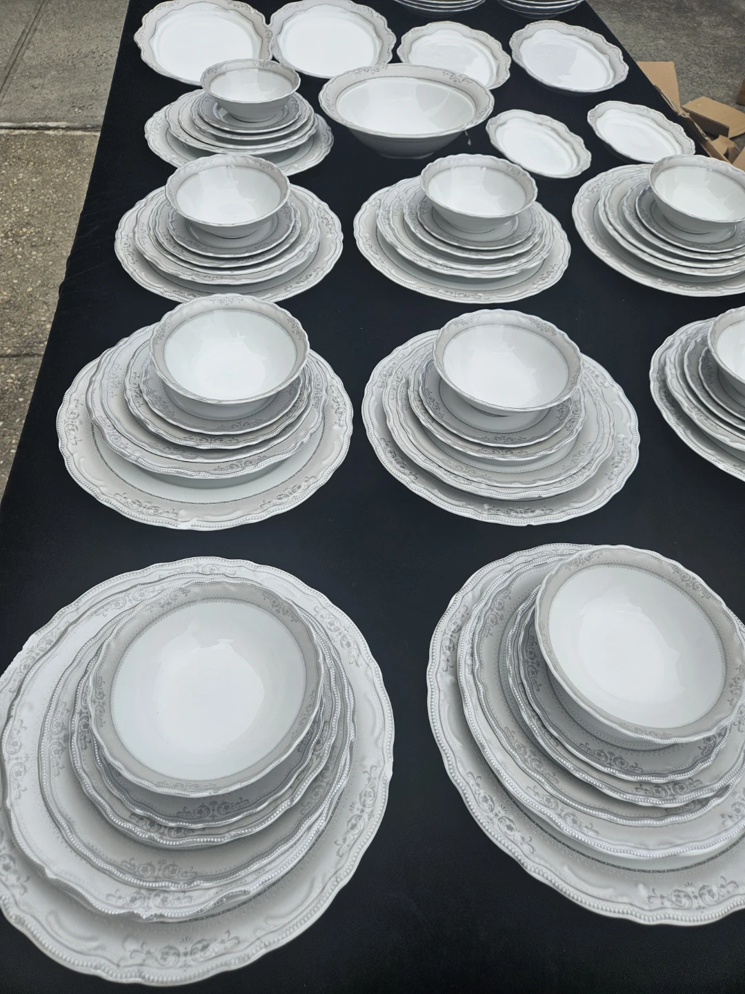 New designed in Germany 90 pieces dinnerware set - photo 2