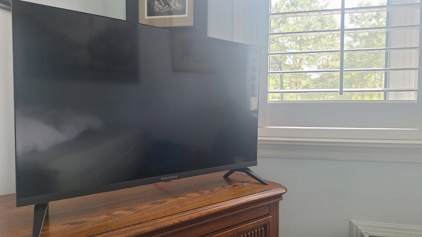 Insignia 32 inch HDR smart TV with Fire TV