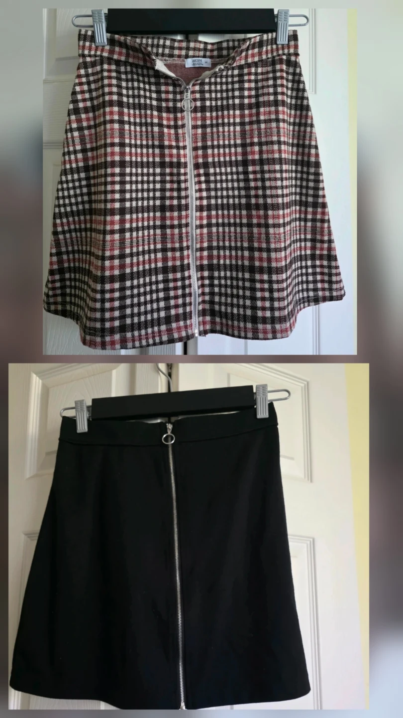Closet clean out sale - photo 4