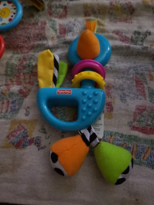 Fisher price busy bluebird click clackety baby toy