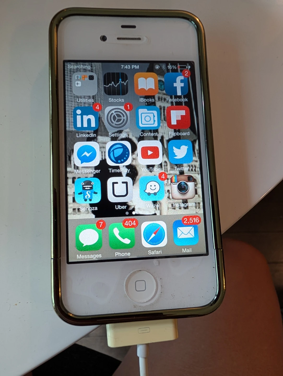 iPhone 4S - photo 2
