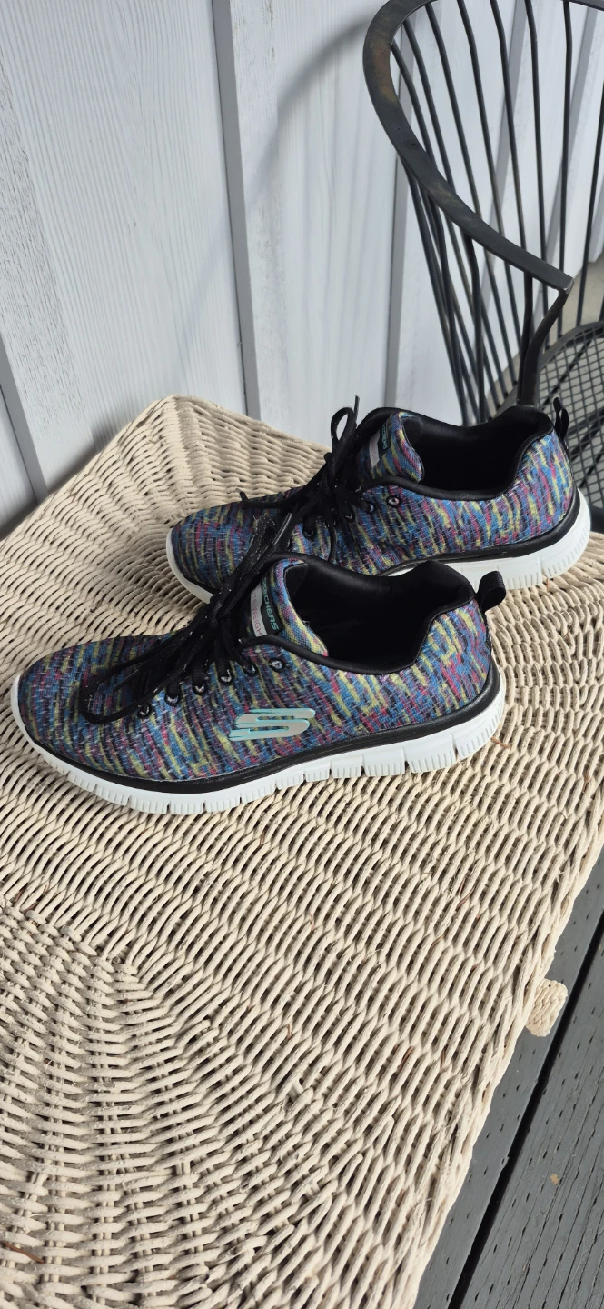 Skechers Lightweight Multi-Colour Knit Sneakers