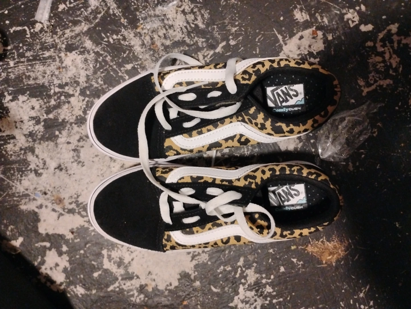 Brand new Vans Old Skool Leopard Print ComfyCush Sneakers