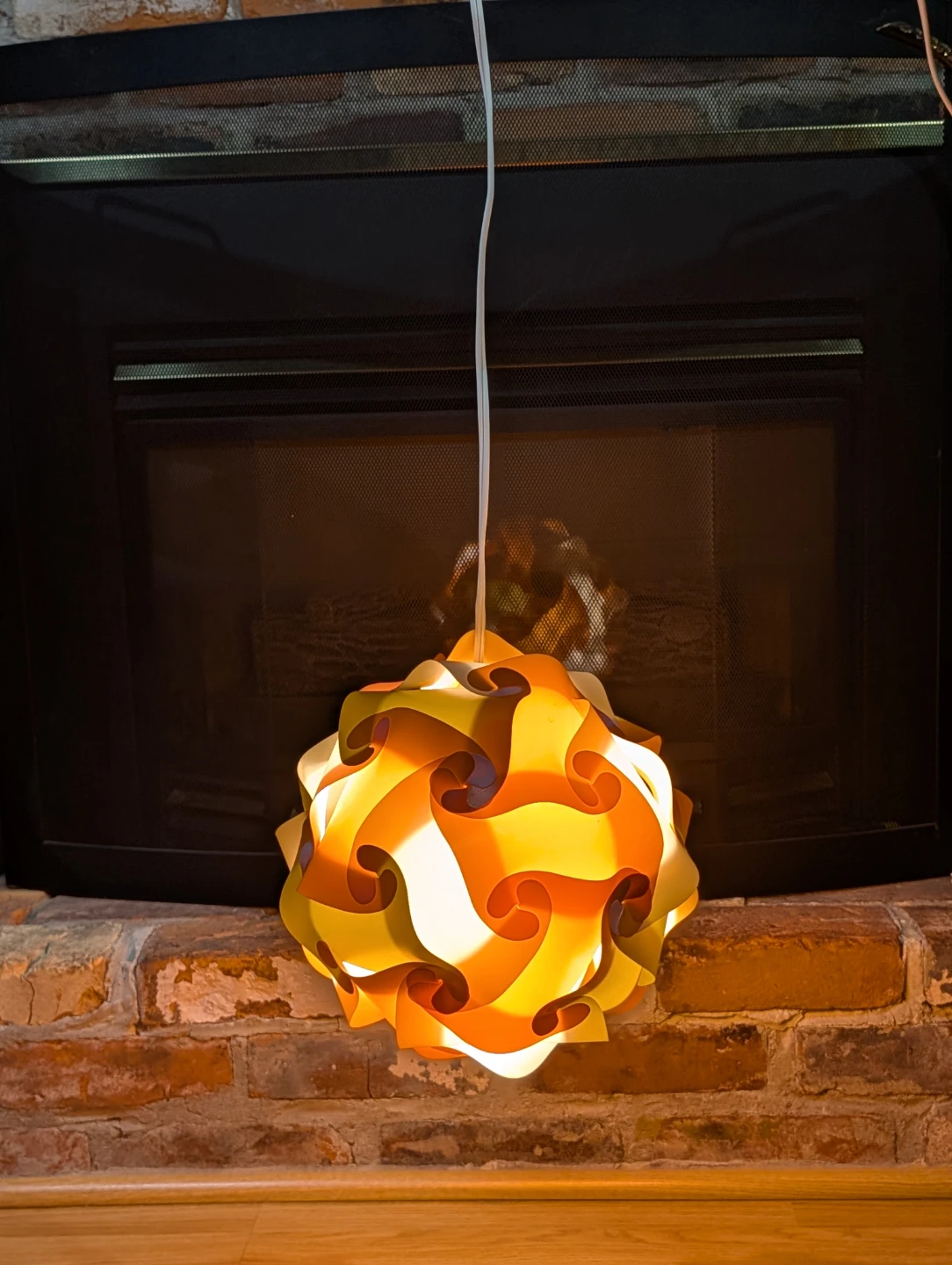 UNIQUE Hard Plastic  Hanging Round Light - photo 2