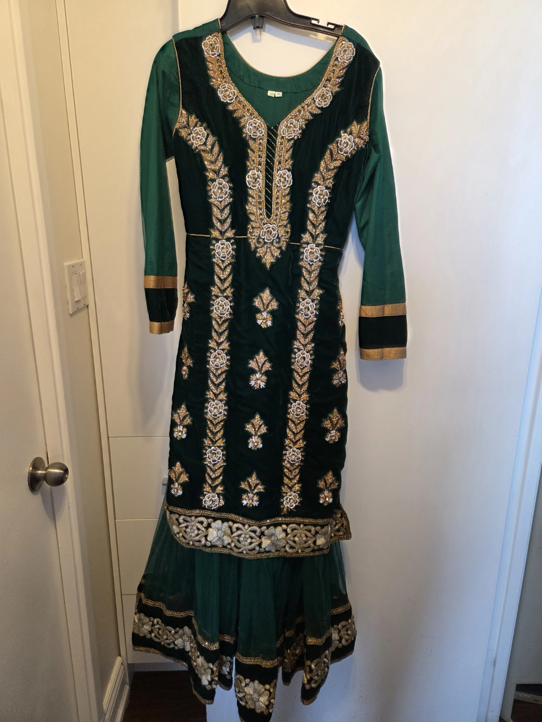 Shalwaar Kameez Green Velvet dress 3 piece set
