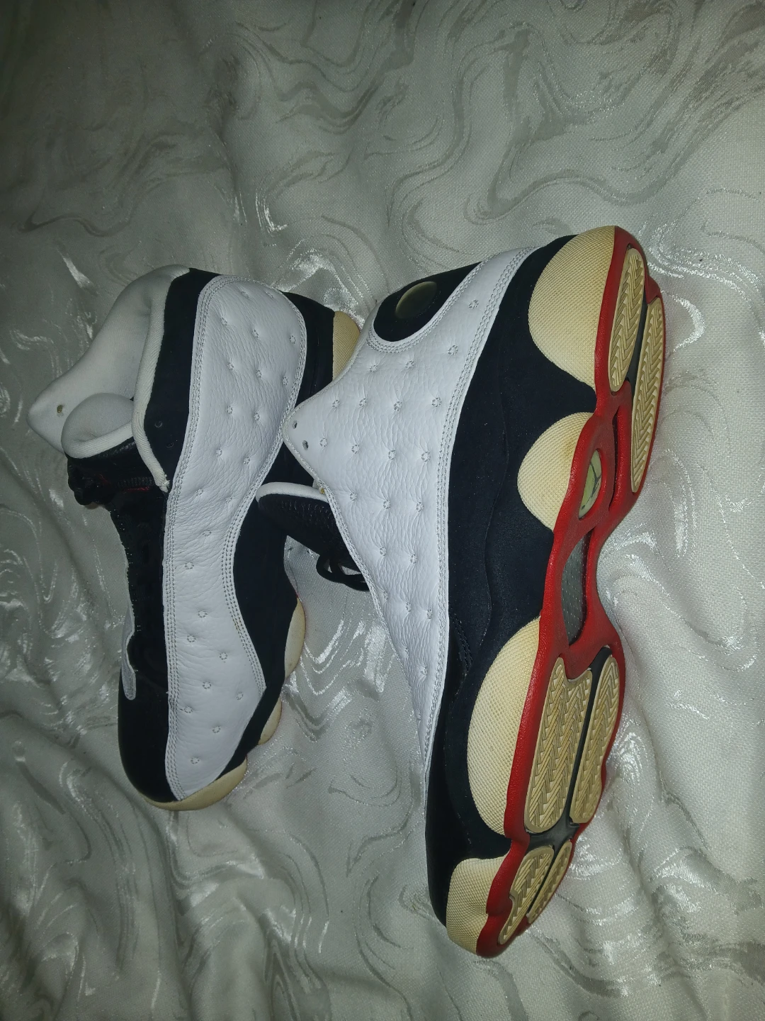 Jordans size 10.5 - photo 2