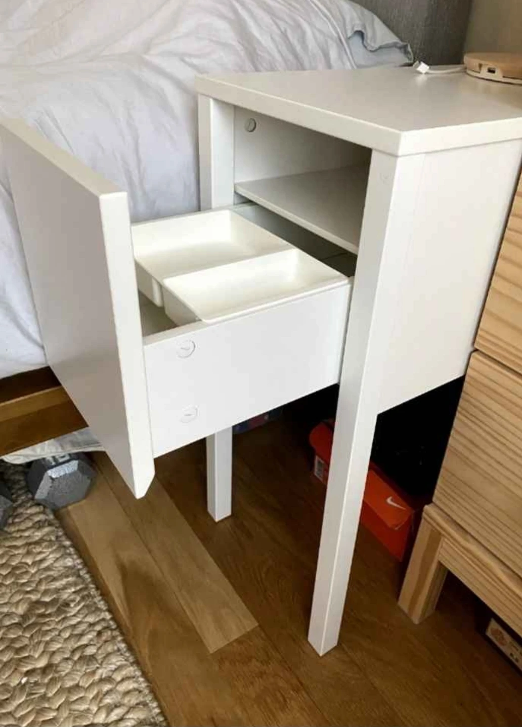 2 White Nightstands - photo 3