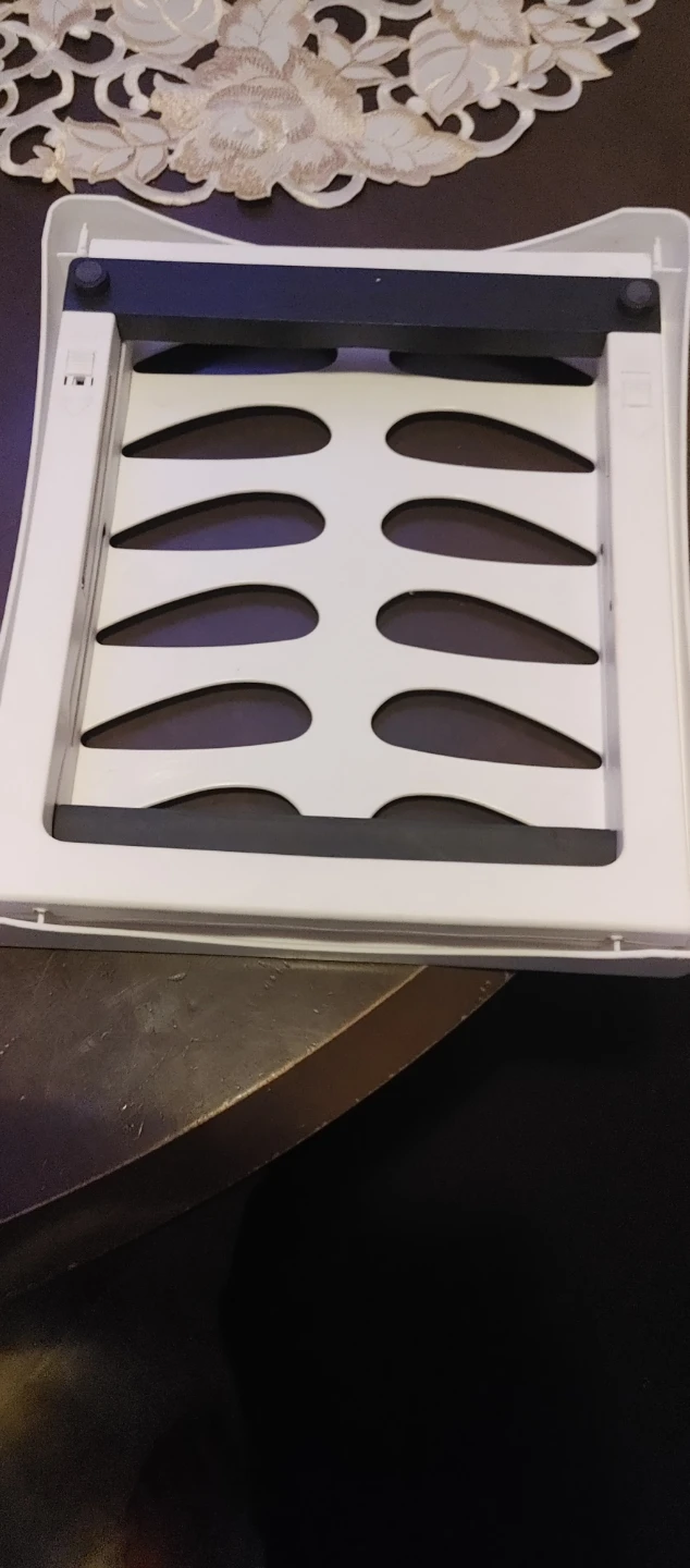White Plastic Rack Stand - photo 3