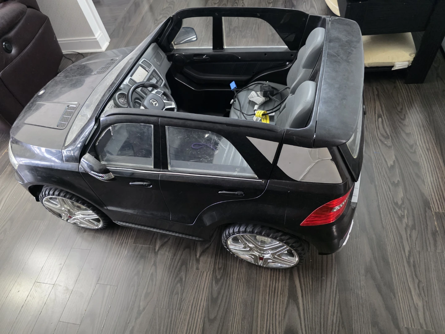 2 seater battery car - photo 3