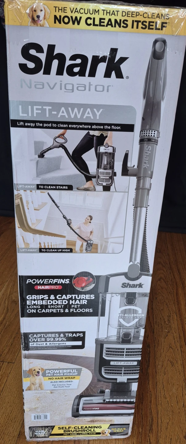 Shark Navigator Lift-Away Vacuum Cleaner - photo 4
