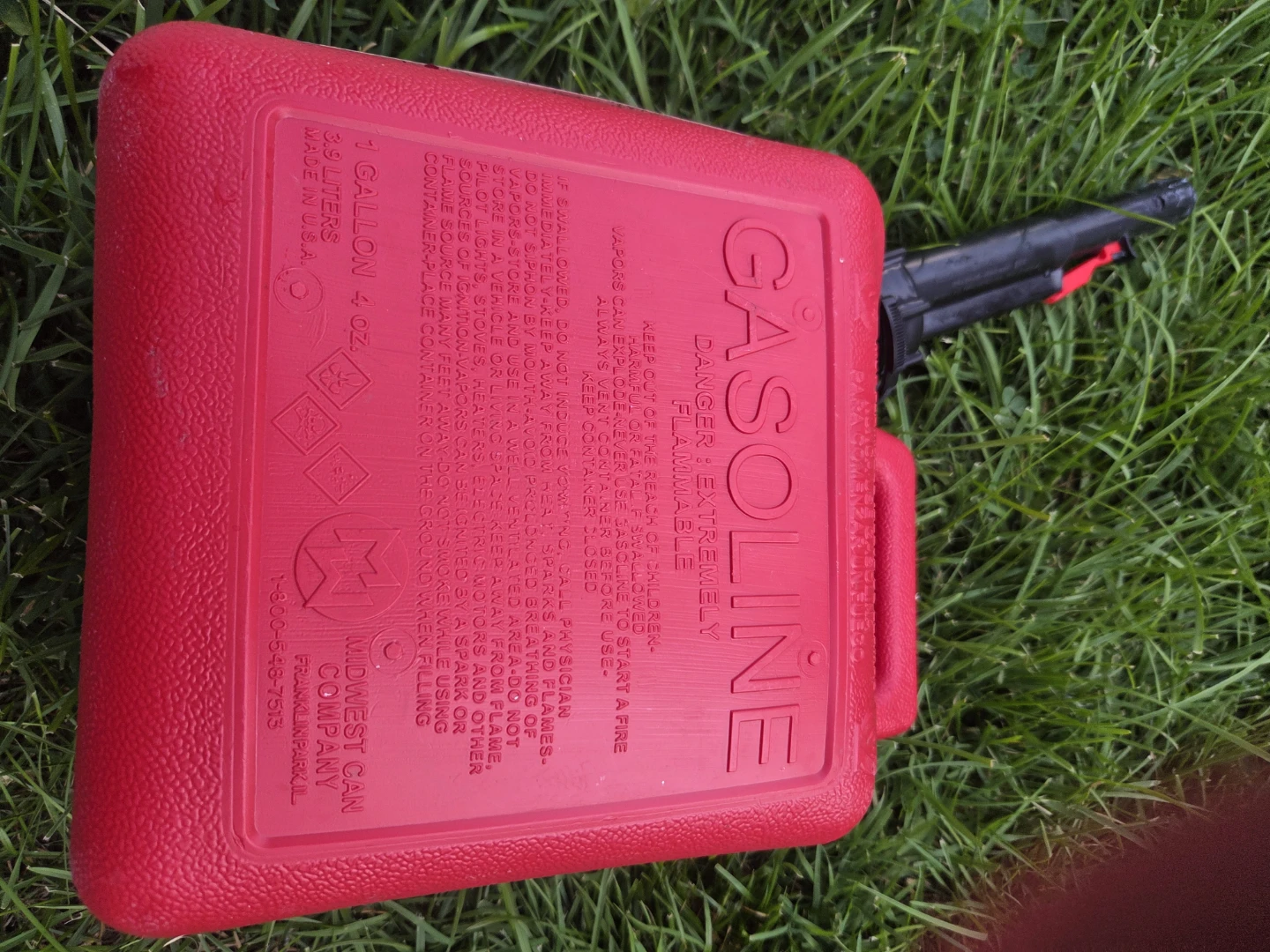 NEW GAS CAN