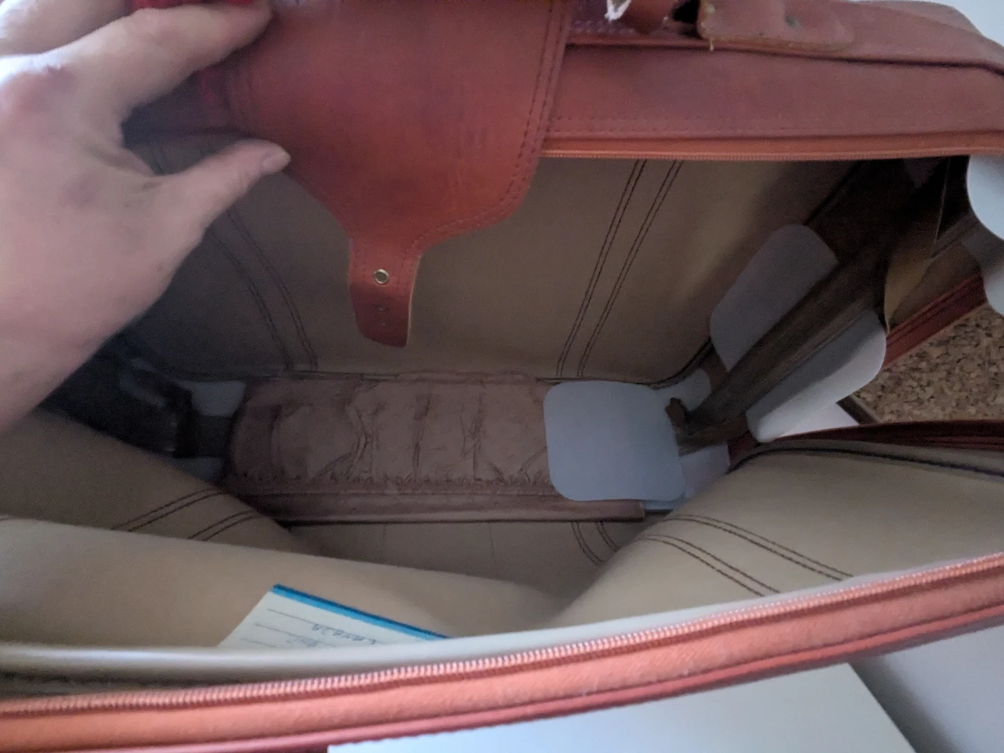 Leather luggage - photo 4