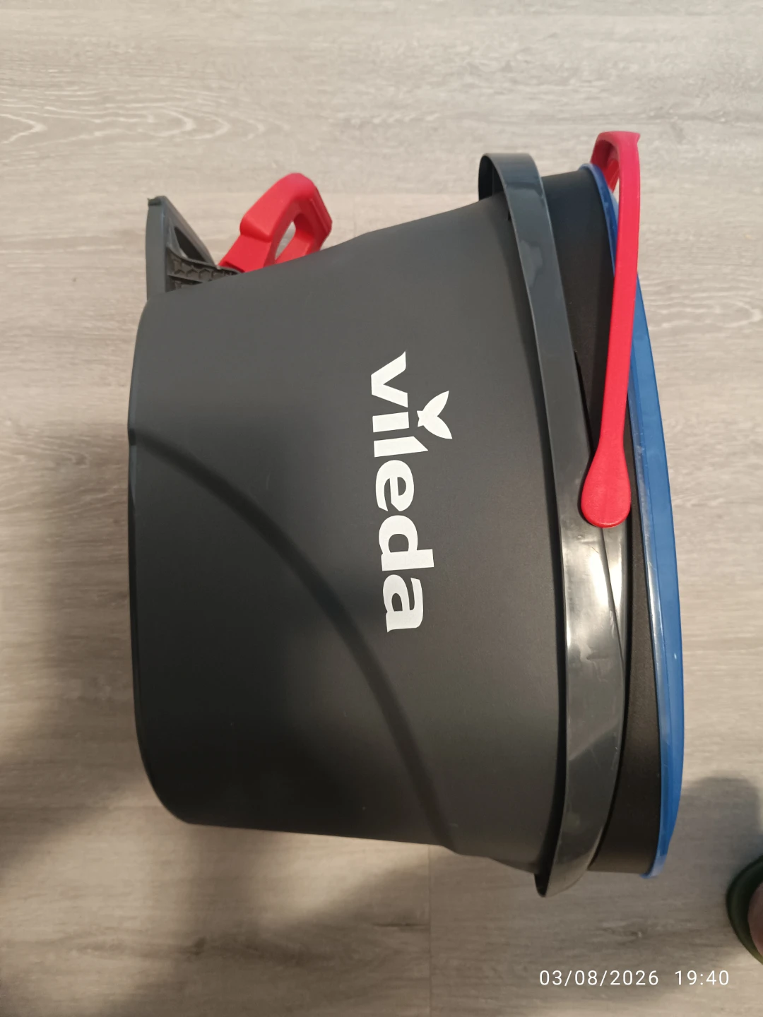Vileda Easy Wring Spin Mop and Bucket System - photo 2
