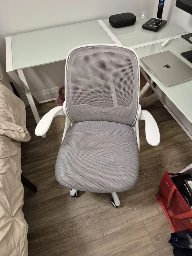 White Mesh Office Chair - photo 4