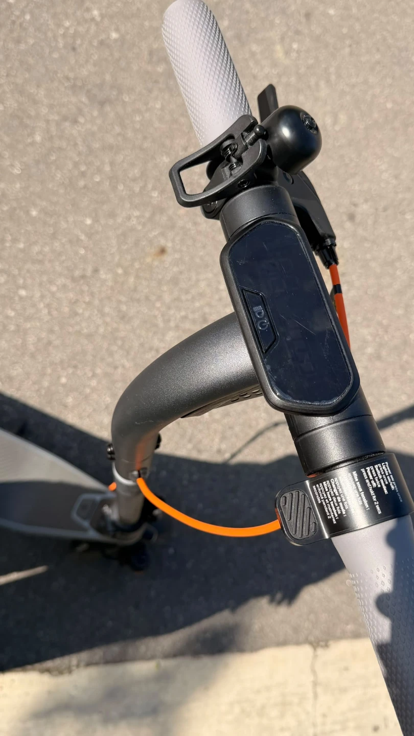 Ninebot E2 Plus II eKickScooter - photo 4