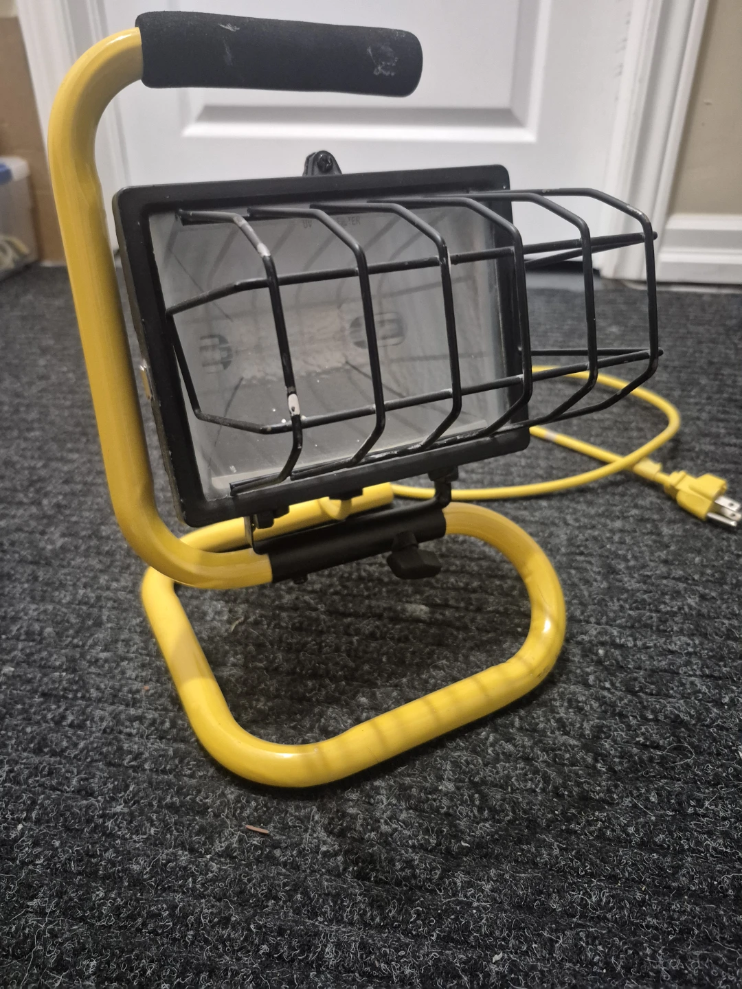 Work Light with UV Filter - photo 3