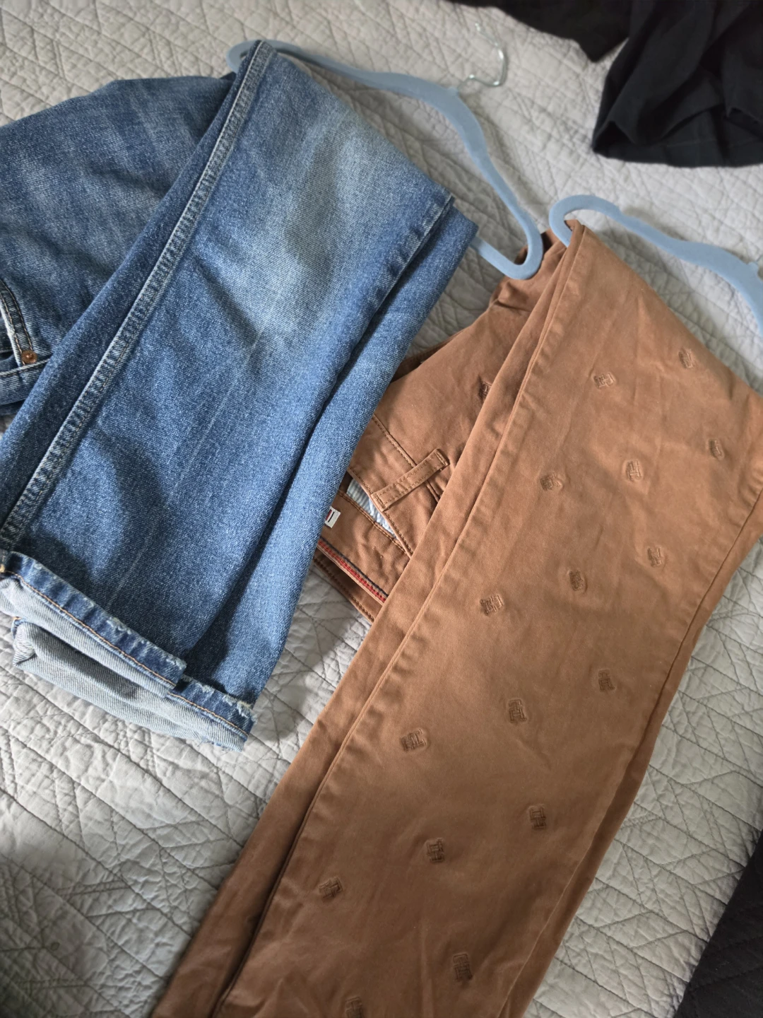 Bundle of Women's Jeans - photo 3