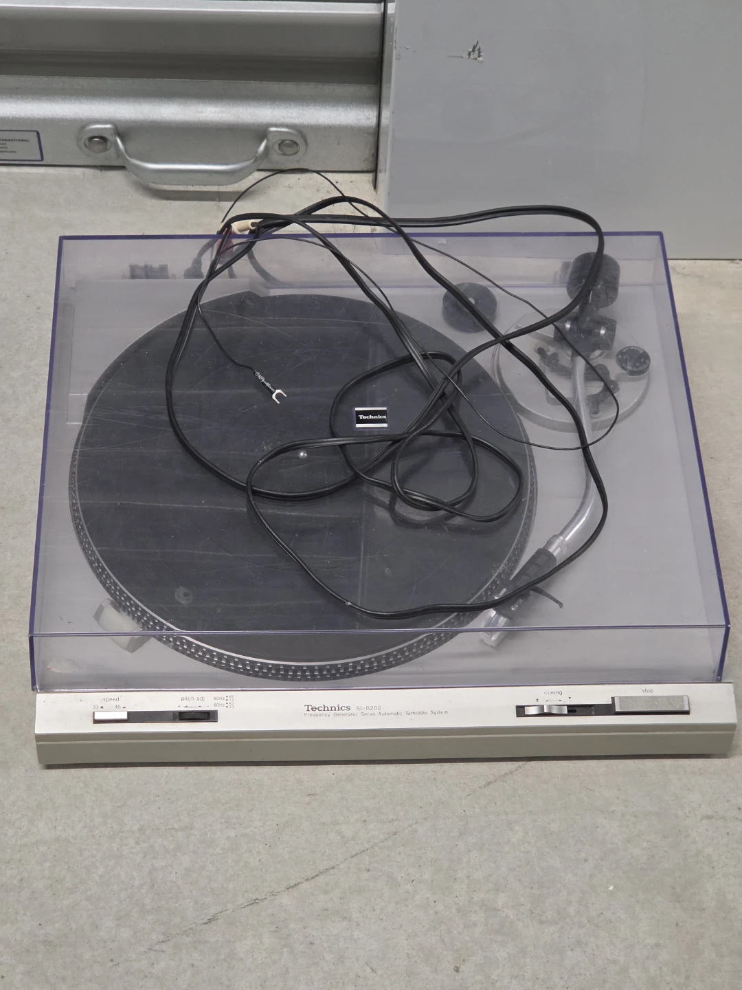 Technics SL-B202 Automatic Turntable System