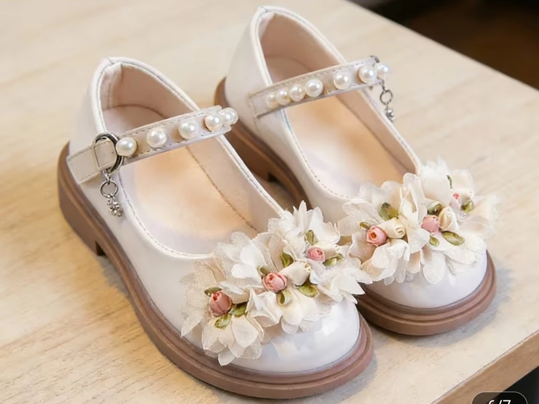 Pantalón y zapatillas para niñas. - photo 2