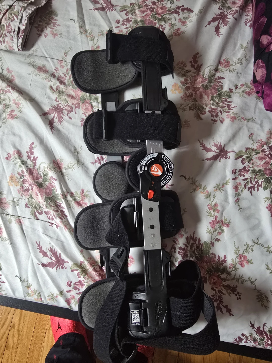 Acl knee brace