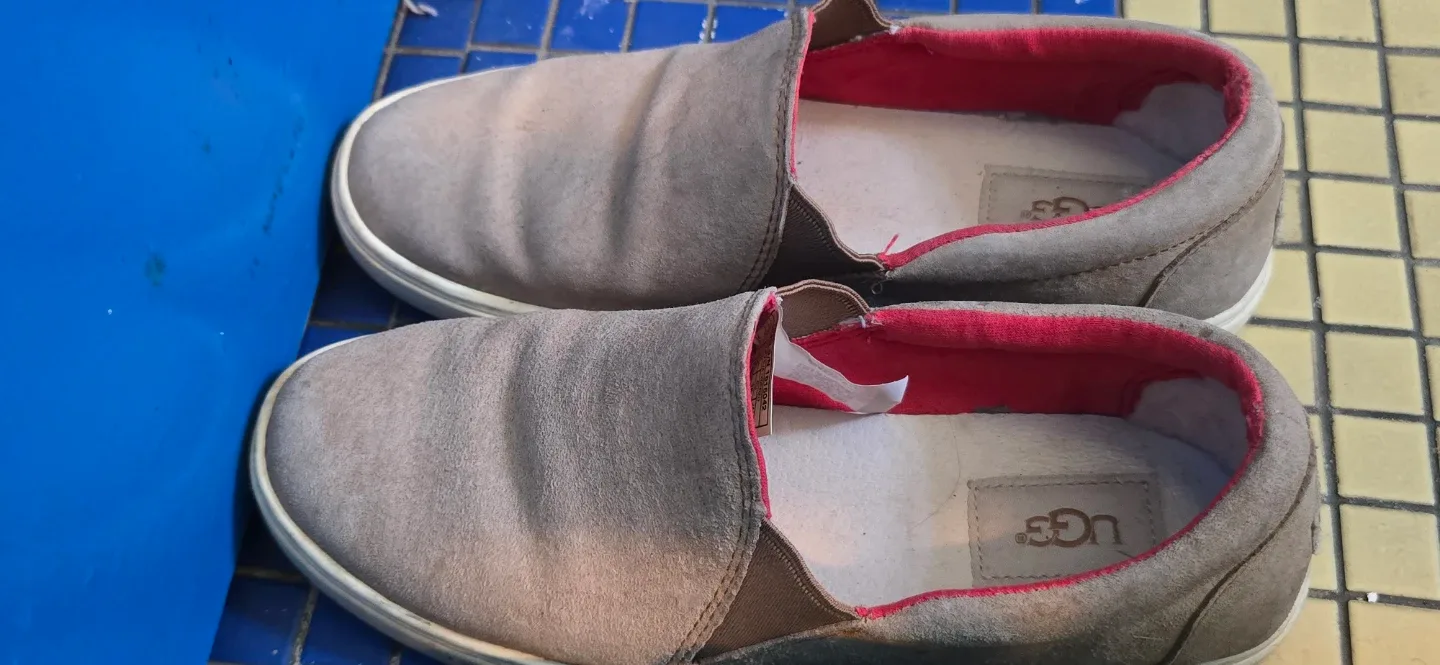 UGG Grey Slip-On Shoes - photo 2