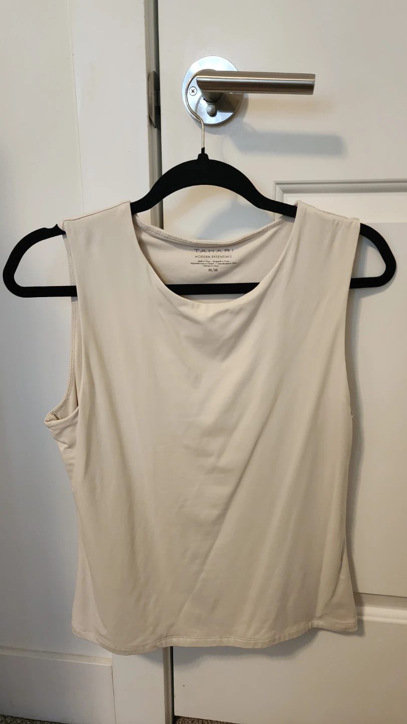 TAHARI Women's Sleeveless Tank Top Cream M