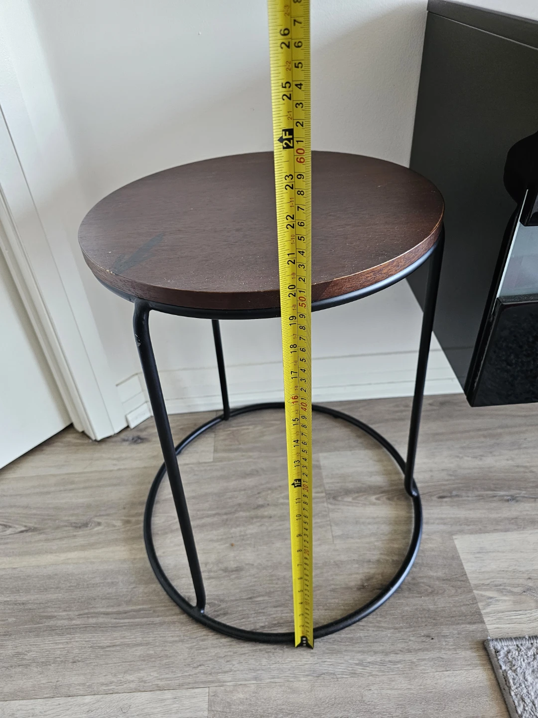 Round Wood Accent Table - photo 4