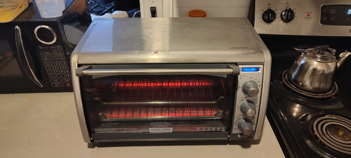 Black+Decker Convection Toaster Oven