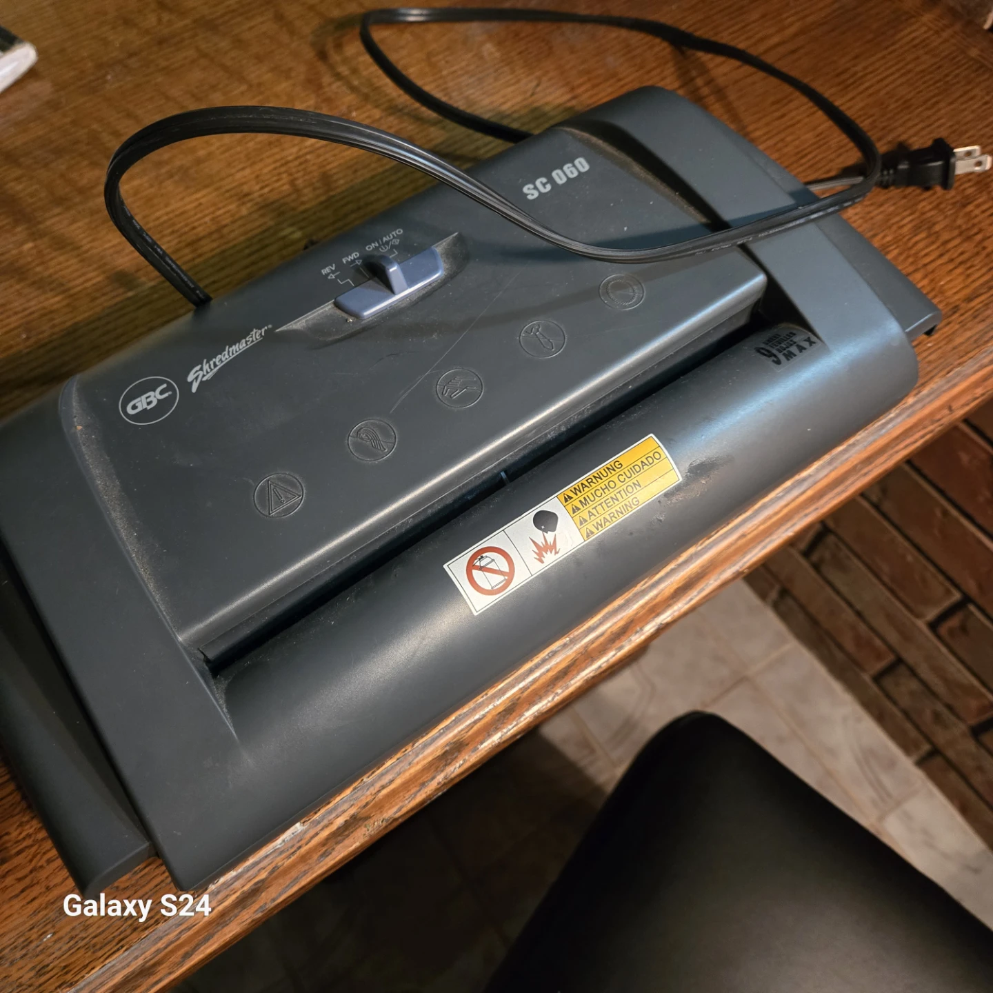GBC Shredmaster SC 060 Paper Shredder